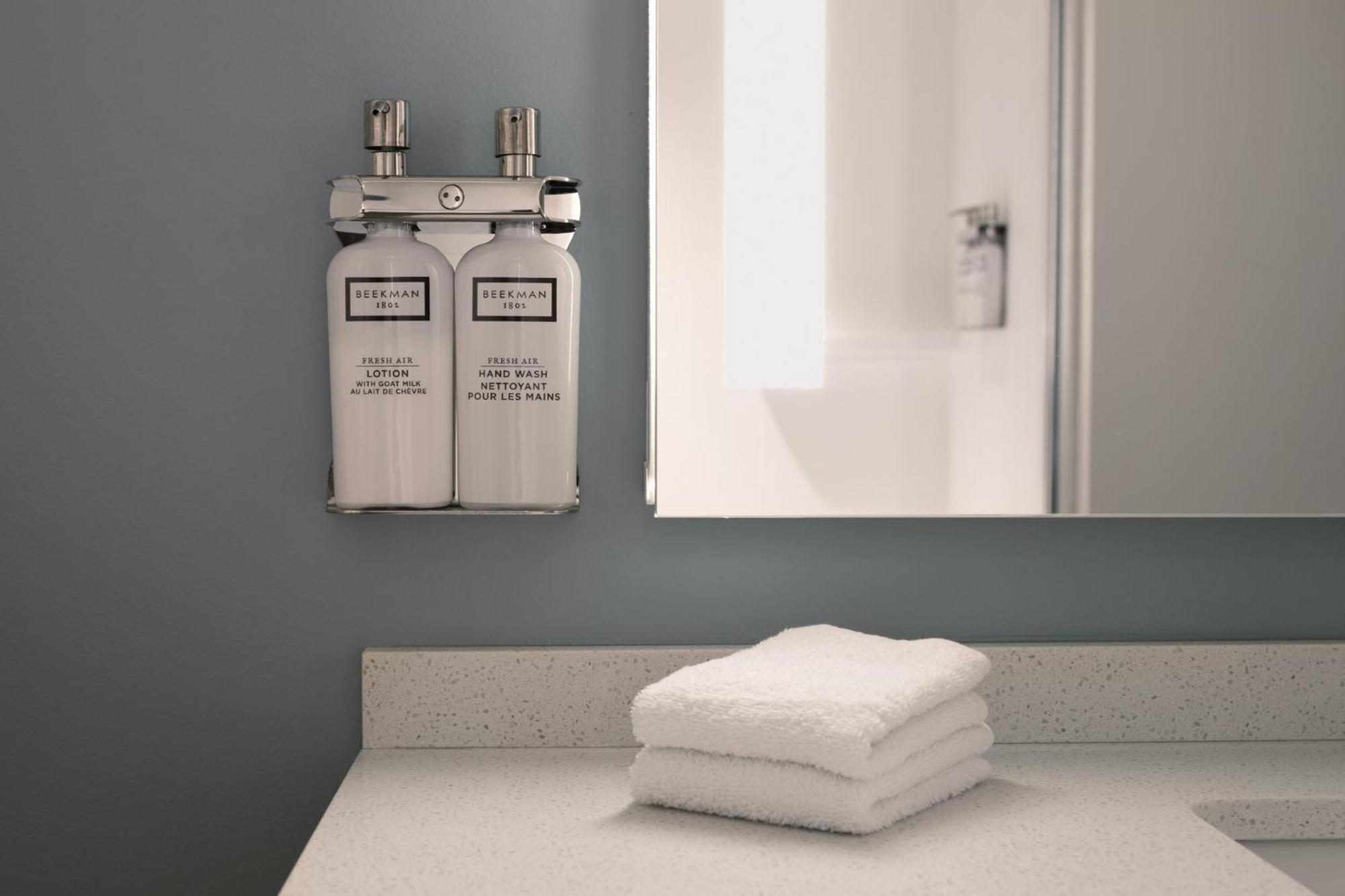 Even Hotel Bozeman Yellowstone Intl Arpt By Ihg 贝尔格莱德 外观 照片